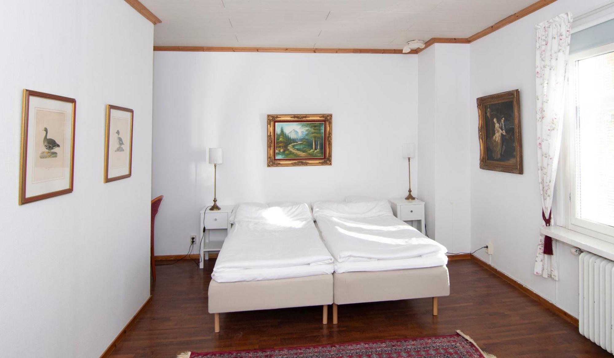 Hotell Krey Karlskoga Esterno foto